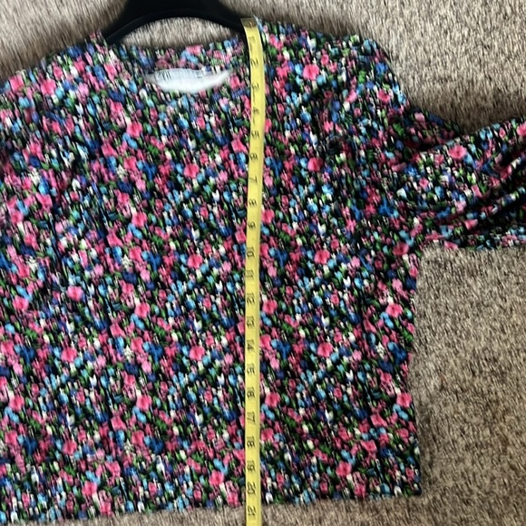 - Zara pretty top - Picture 4 of 7